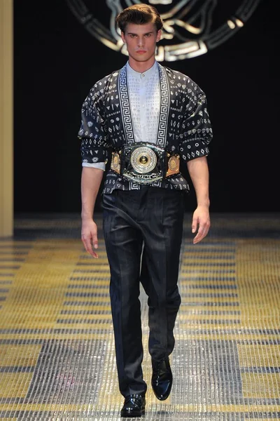Look 51